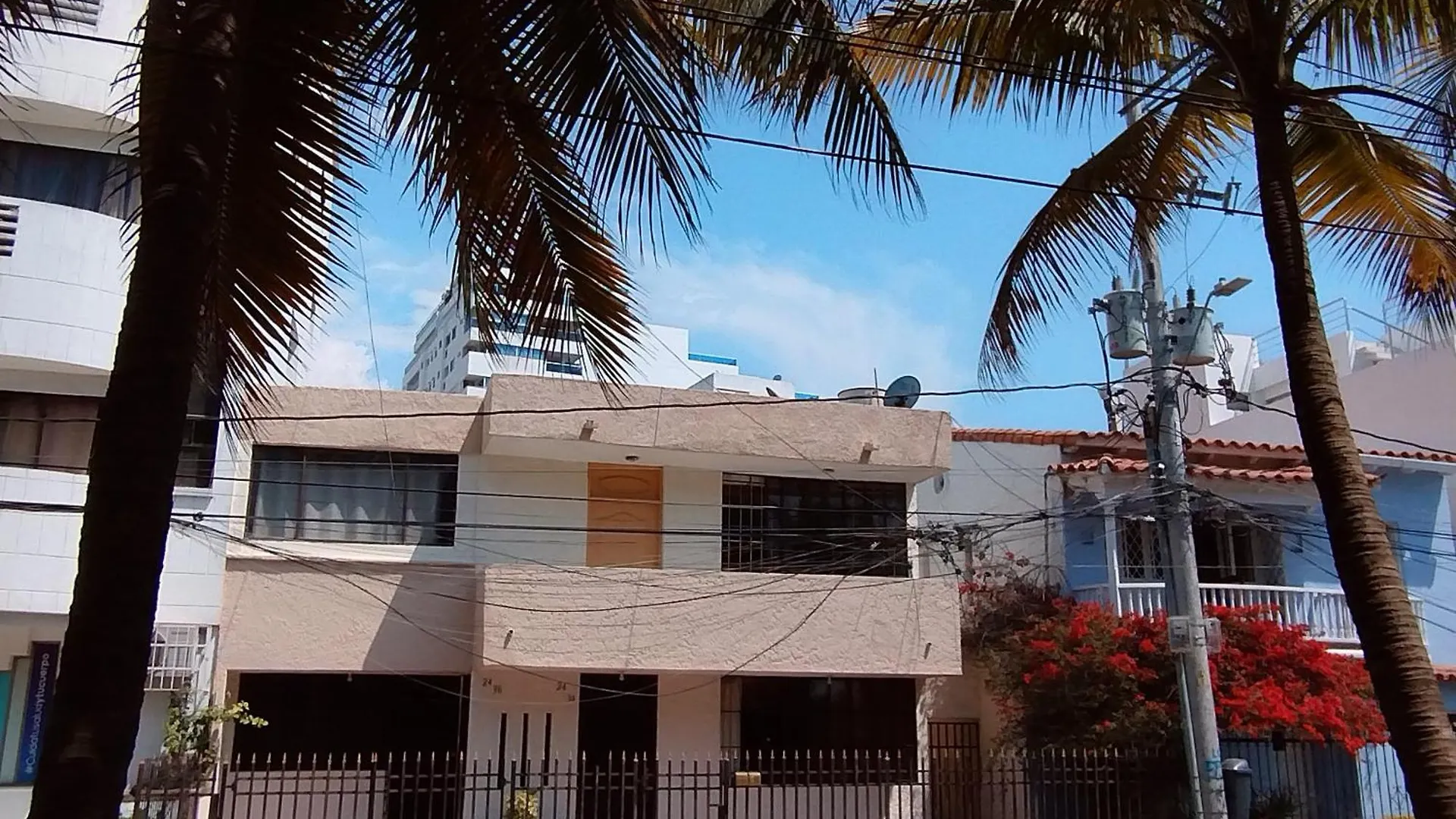 Alojamiento Familiar A Pocos Pasos De La Hermosa Bahia De Manga Cartagena